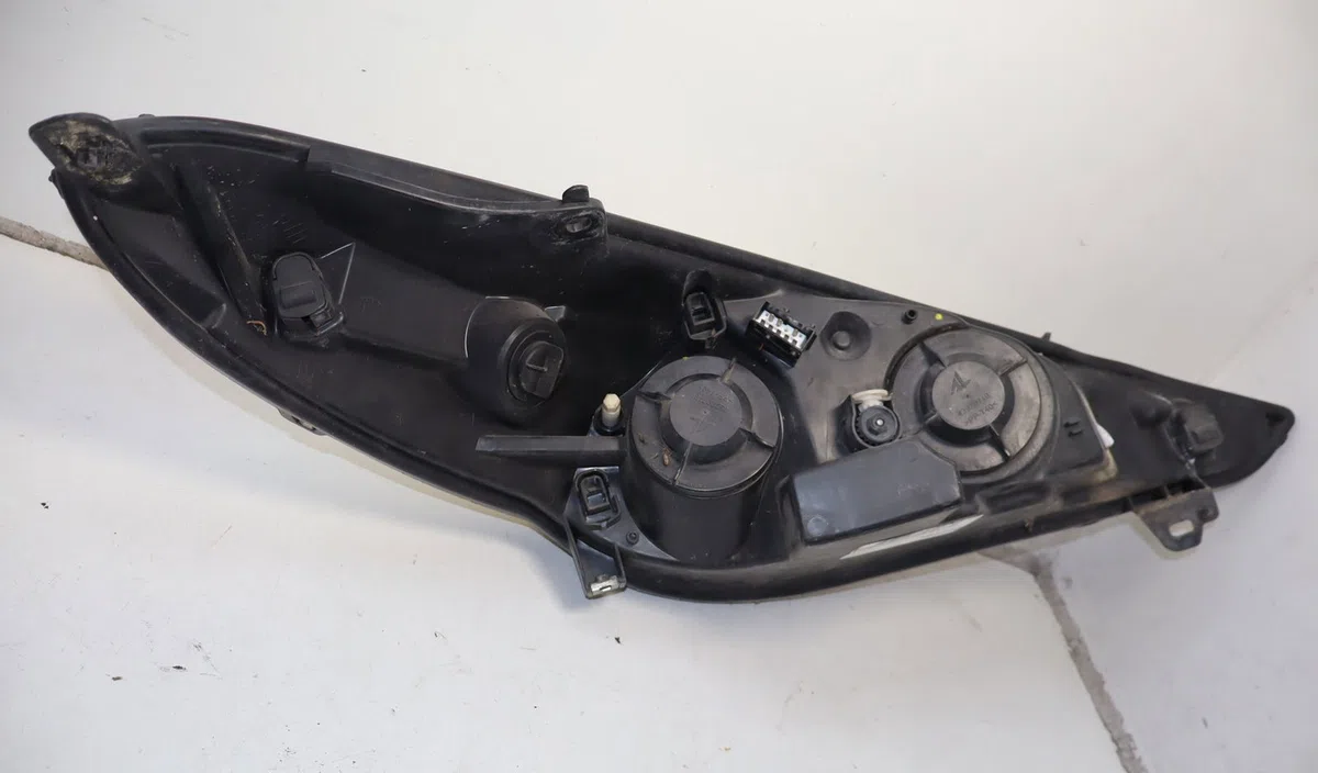 Phare gauche Peugeot 206 (2L_, 2M_) 1.1 (2009-2013) occasion