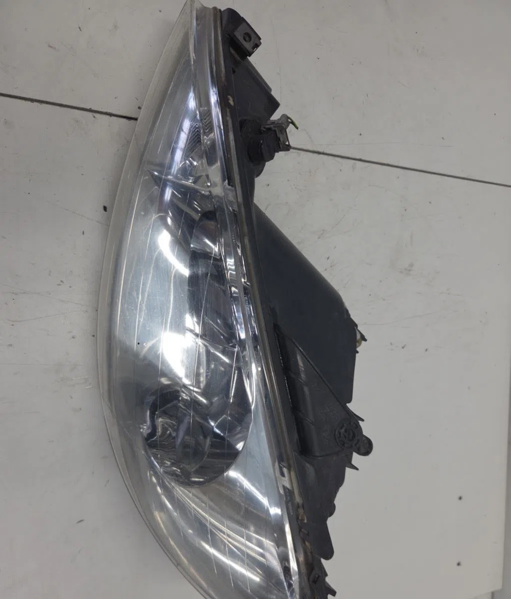 Phare gauche PEUGEOT 206 PHASE 1 BREAK occasion