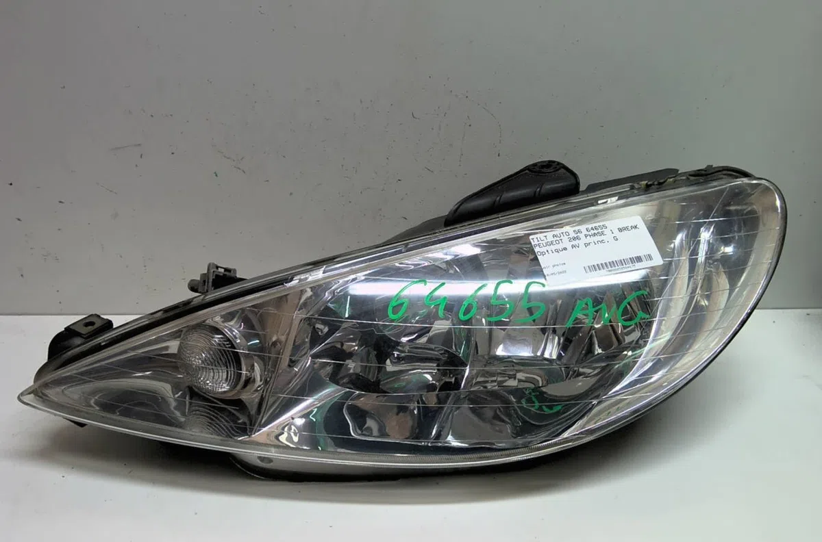 Phare gauche Peugeot 206 SW (2E-K) 1.4 (2002-2007) occasion