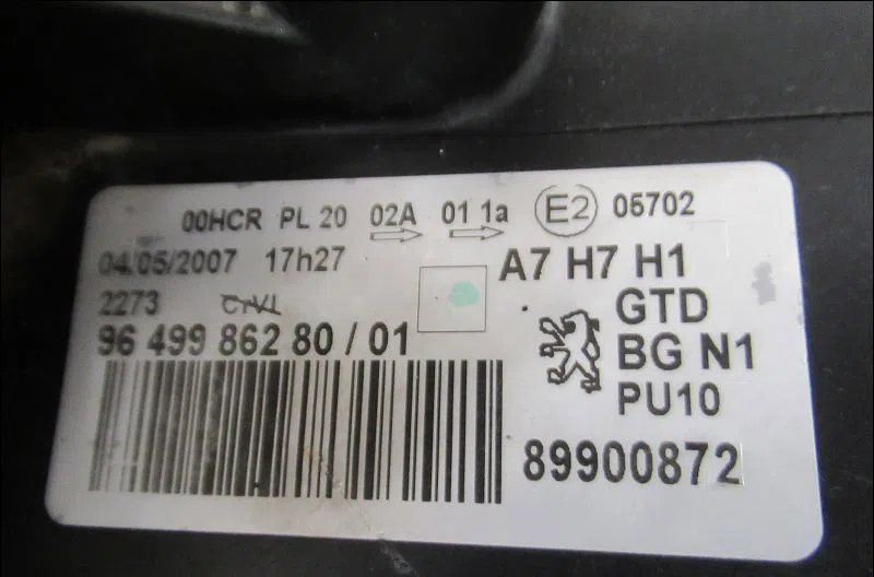 Phare gauche Peugeot 207-207 (WA_, WC_) 1.6 16v vti (2007-2012) 5 portes occasion