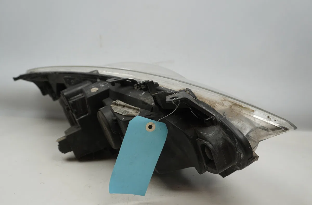 Phare gauche Peugeot 307 (3A-C) 1.6 16v (2000-2007) 5 portes occasion