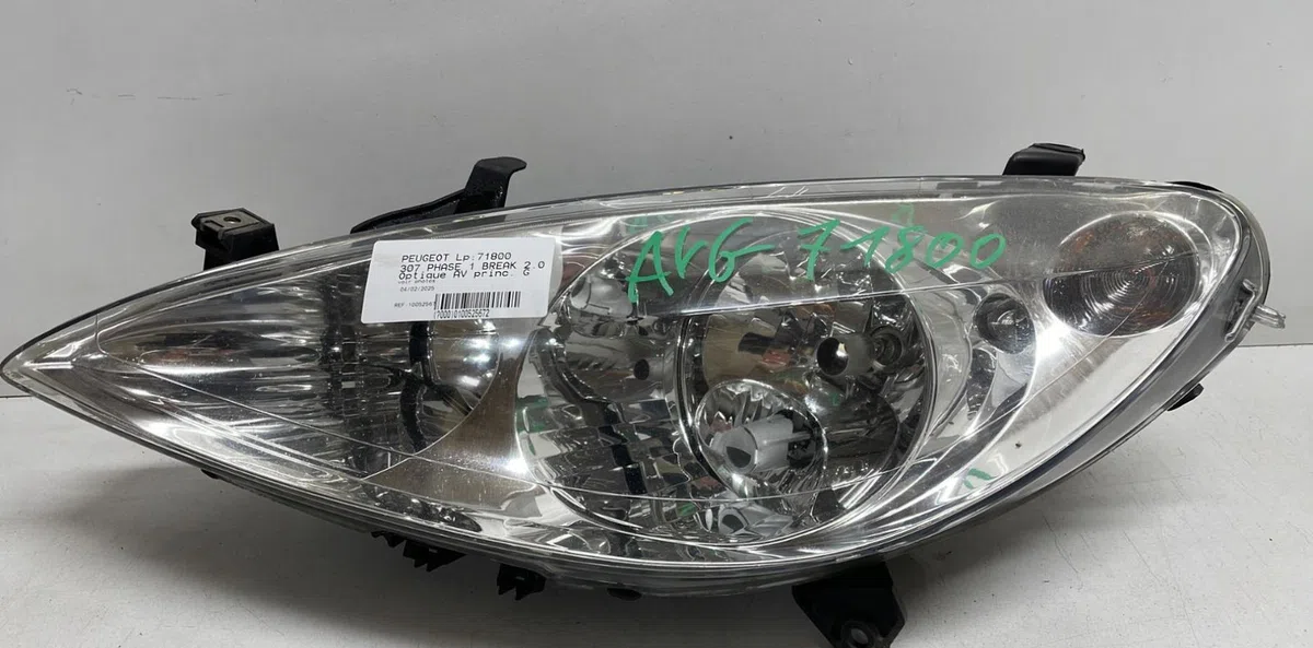 Phare gauche Peugeot 307 Break (3E) 2.0 hdi 110 (2002-2009) 5 portes occasion