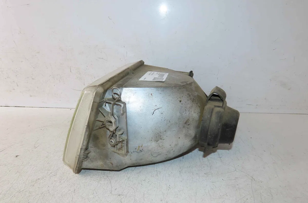 Phare gauche PEUGEOT 309 occasion