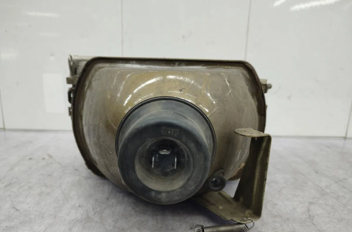Phare gauche PEUGEOT 309 PHASE 1 occasion