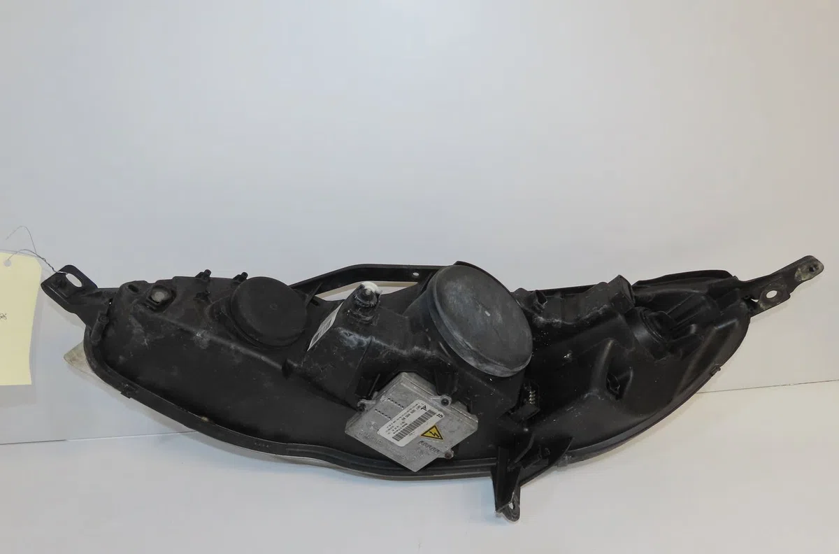 Phare gauche Peugeot 407 (6D_) 2.0 hdi 135 (6drhrh, 6drhre, 6drhrg, 6drhrj) (2004-2010) 4 portes occasion