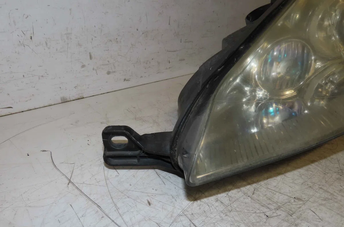 Phare gauche PEUGEOT 407 COUPE occasion