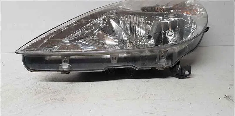 Phare gauche PEUGEOT 607 occasion