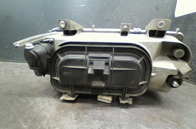 Phare gauche Peugeot 806 (221) 2.1 td 12v (1996-1999) occasion