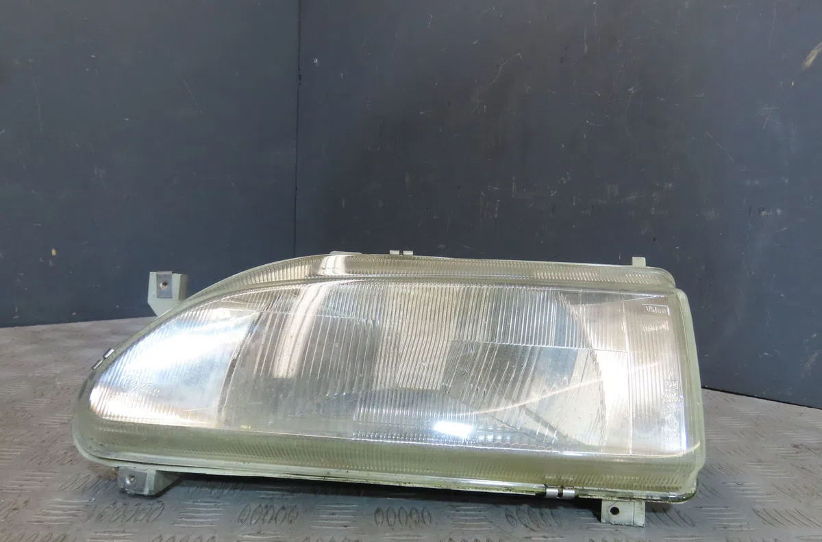 Phare gauche Renault 19 I (B-C53_) 1.9 dt (1990-1992) occasion