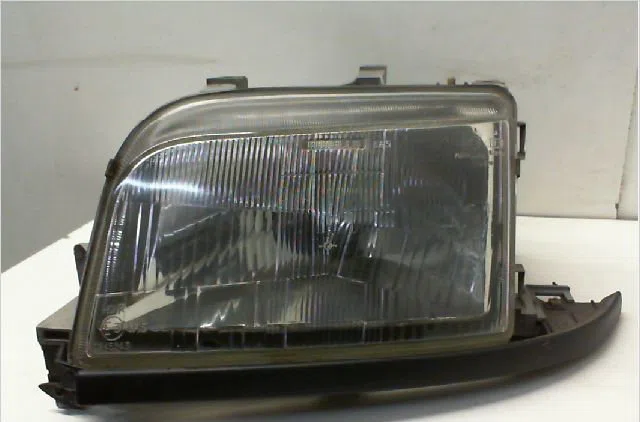 Phare gauche RENAULT CLIO I  1.9 D occasion