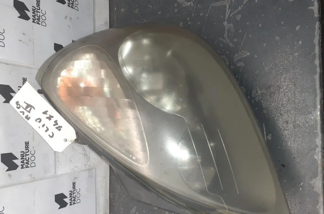 Phare gauche Renault CLIO II (BB_, CB_) 1.2 (bb0a, bb0f, bb10, bb1k, bb28, bb2d, bb2h, cb0a,... (1998-2010) 5 portes occ