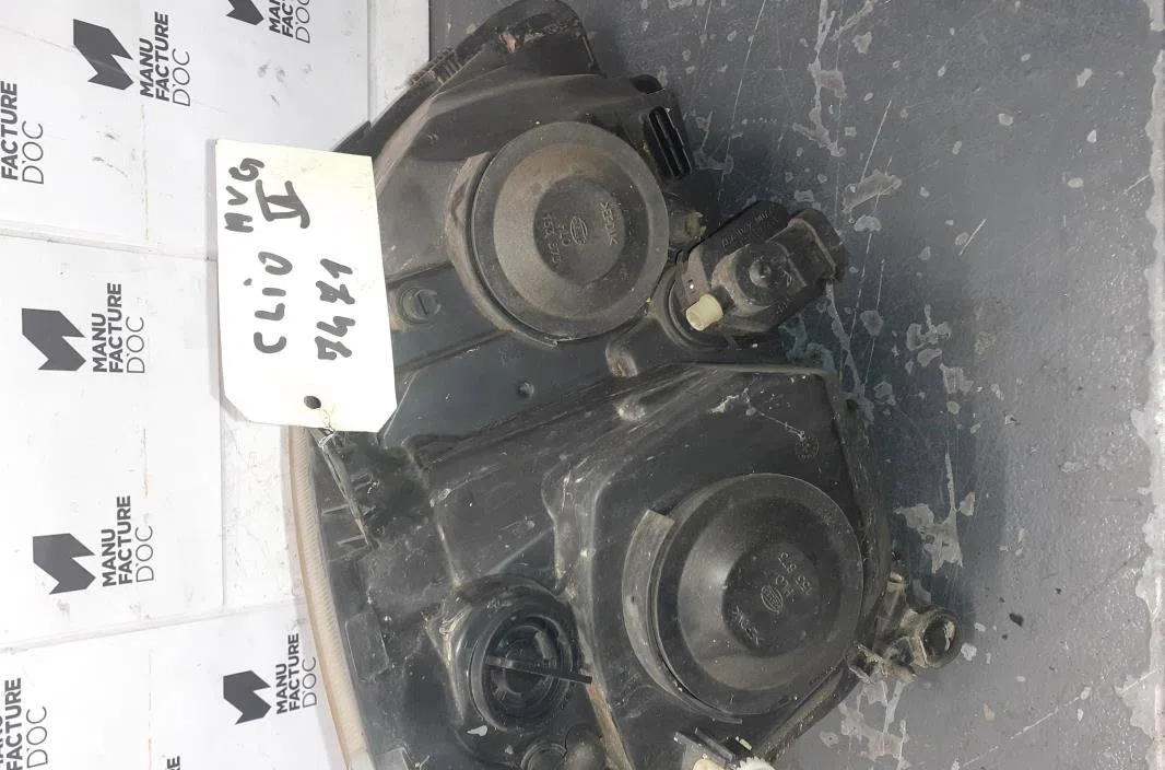 Phare gauche Renault CLIO II (BB_, CB_) 1.2 (bb0a, bb0f, bb10, bb1k, bb28, bb2d, bb2h, cb0a,... (1998-2010) 5 portes occ