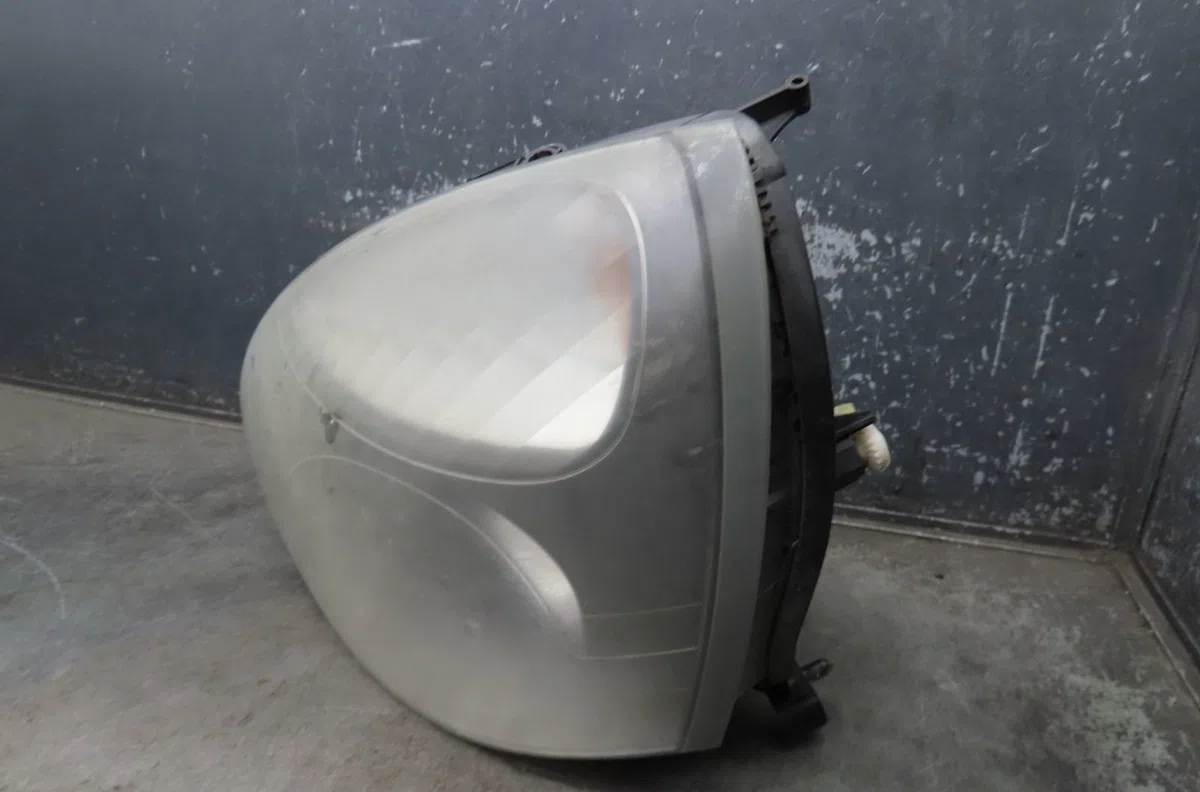 Phare gauche Renault CLIO II (BB_, CB_) 1.5 dci (b-cb07) (2001-2009) 3 portes occasion