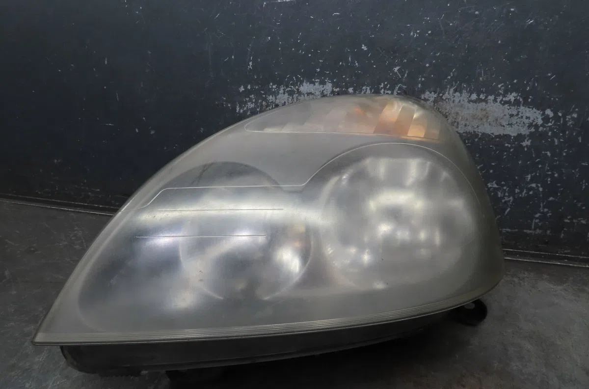 Phare gauche Renault CLIO II (BB_, CB_) 1.5 dci (b-cb08) (2001-2005) 5 portes occasion