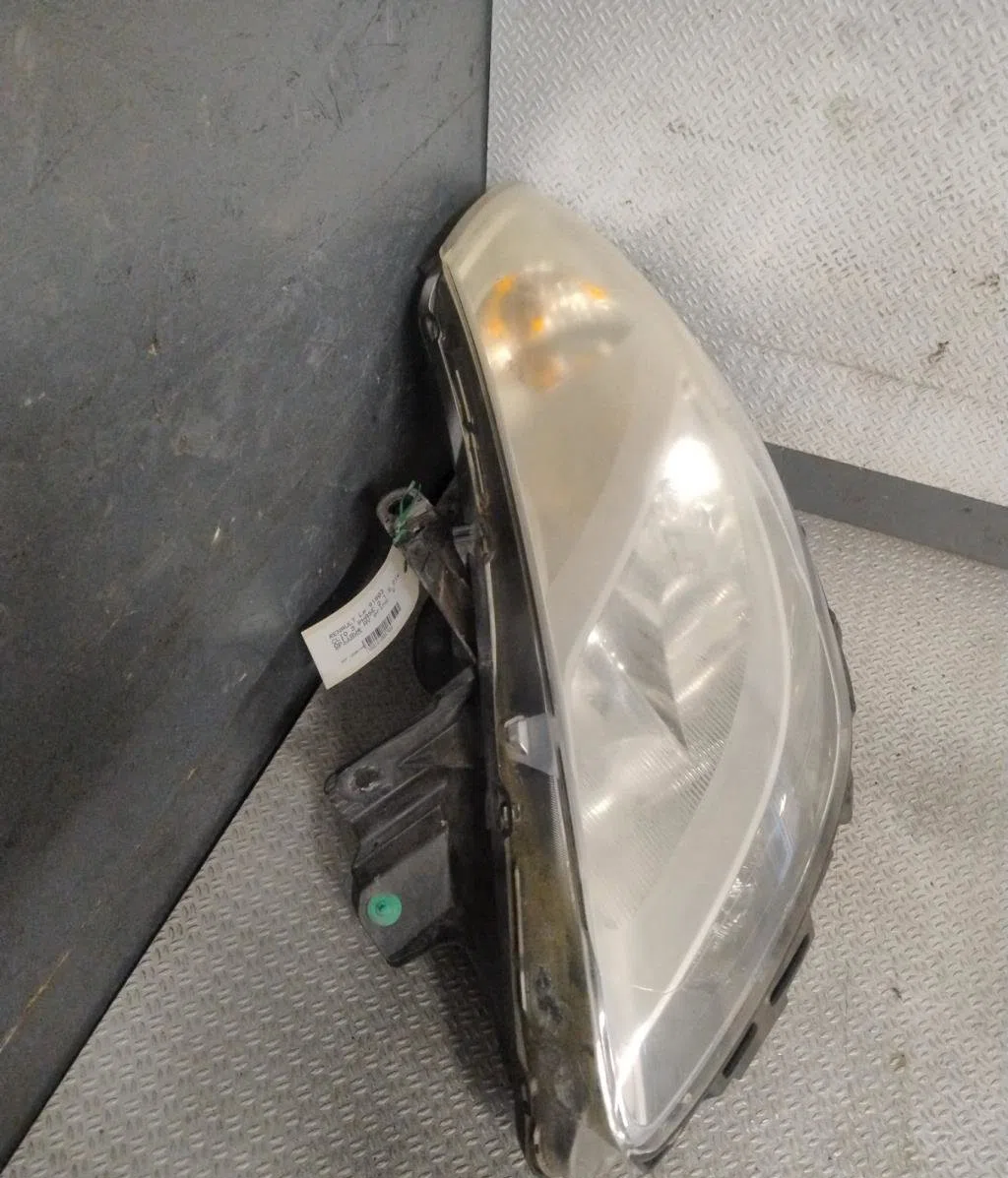 Phare gauche Renault CLIO III (BR0-1, CR0-1) 1.5 dci (br17, cr17) (2005-2012) 5 portes occasion