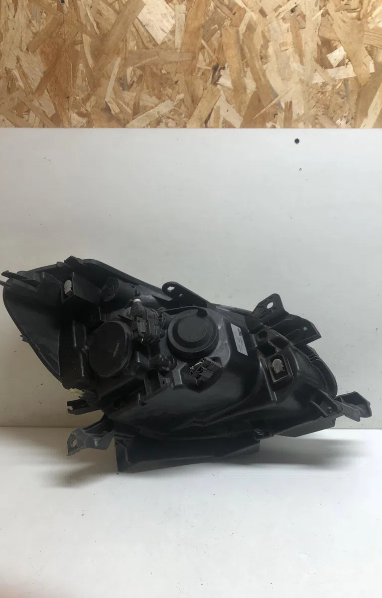 Phare gauche Renault CLIO III Grandtour (KR0-1_) 1.5 dci (kr0f) (2007-2012) 5 portes occasion