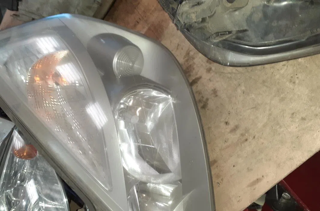 Phare gauche Renault ESPACE IV (JK0-1_) 2.2 dci (jk0h) (2002-2006) occasion