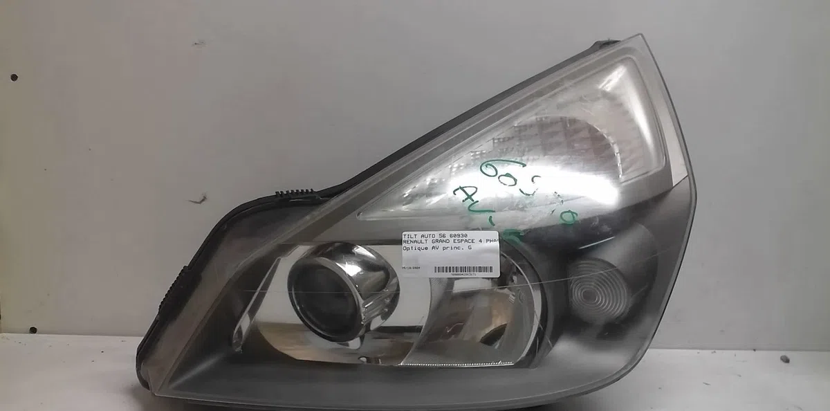 Phare gauche Renault ESPACE IV (JK0-1_) 3.5 v6 (jk00, jk0f, jk0p, jk0s, jk0w) (2002) occasion
