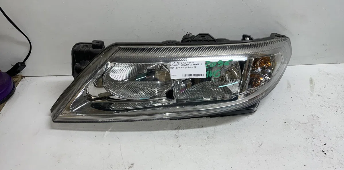 Phare gauche Renault LAGUNA II (BG0-1_) 1.8 16v (bg04, bg0b, bg0c, bg0v) (2001-2005) occasion
