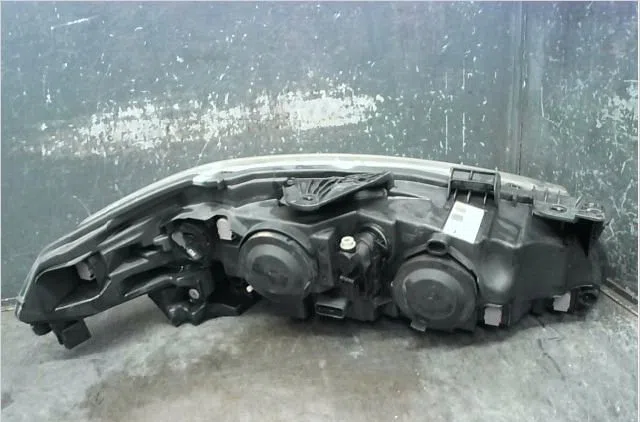 Phare gauche Renault LAGUNA II (BG0-1_) 1.9 dci (bg1a, bg1v) (2005-2007) occasion