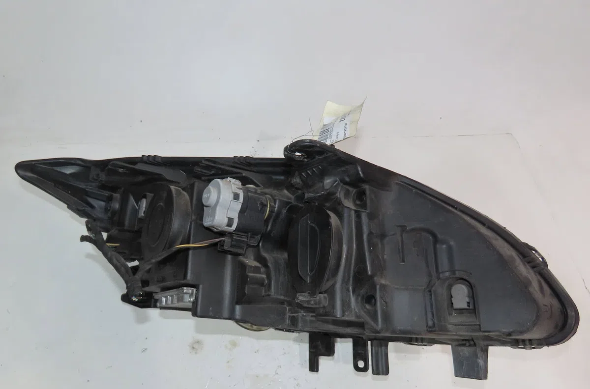 Phare gauche Renault LAGUNA III (BT0-1) 3.0 dci (bt03, bt13) (2008-2015) occasion