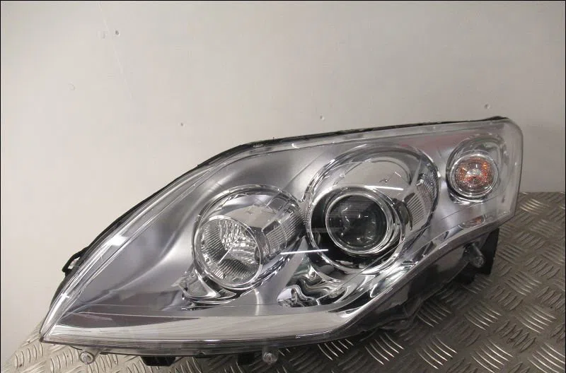 Phare gauche Renault LAGUNA III Grandtour (KT0-1) 2.0 dci (kt01, kt08, kt09, kt0k, kt12, kt1d, kt1w) (2007-2015) 5 porte