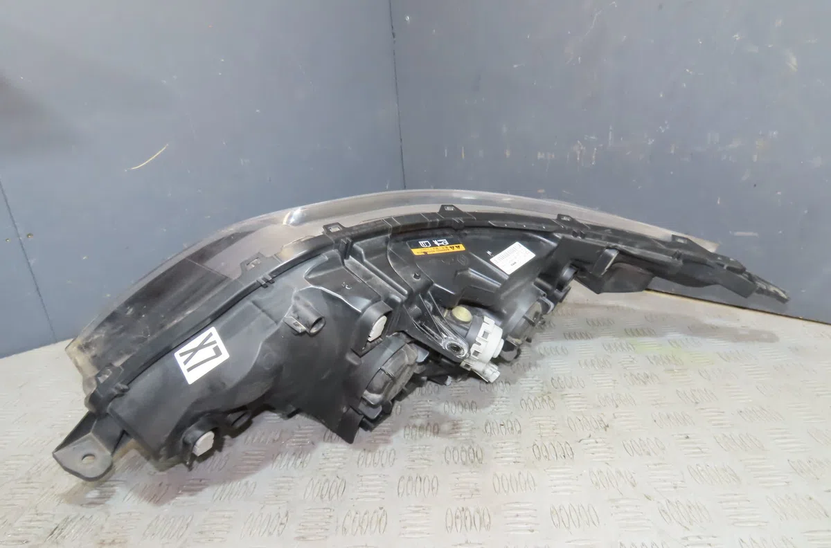 Phare gauche Renault LATITUDE (L70_) 2.0 dci 175 (l70y) (2011) occasion
