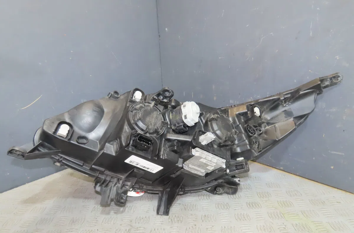 Phare gauche Renault LATITUDE (L70_) 2.0 dci 175 (l70y) (2011) occasion