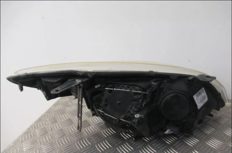 Phare gauche Renault MEGANE CC (EZ0-1_) 1.5 dci (ez09, ez1g, ez0d, ez14) (2010) occasion