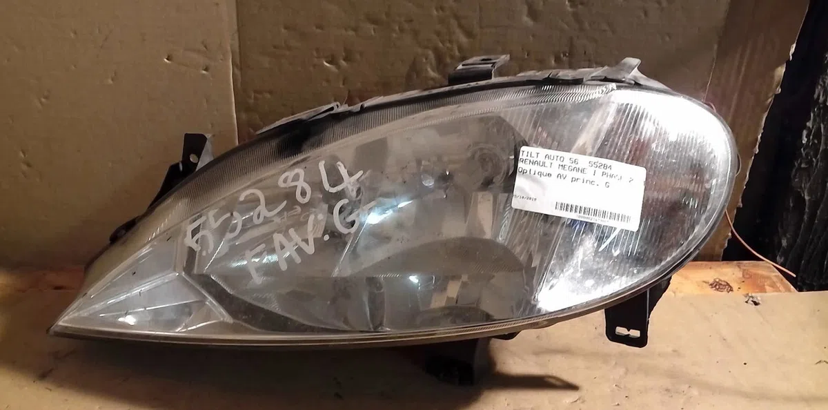 Phare gauche Renault MEGANE I (BA0-1_) 1.9 dci (ba05, ba1f) (2001-2003) occasion