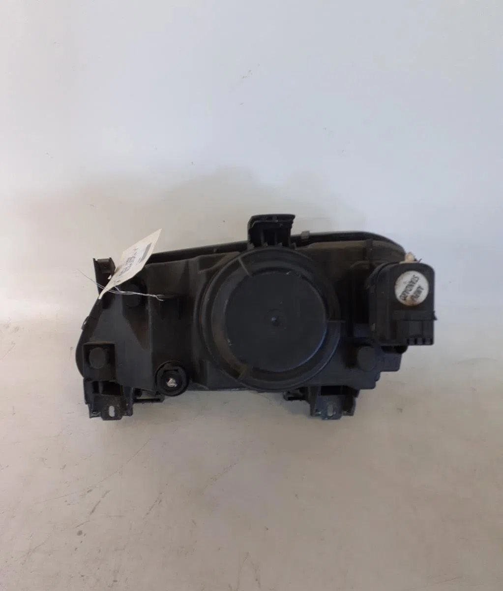 Phare gauche Renault MEGANE I (BA0-1_) 1.9 dti (ba08, ba0n) (1997-2001) occasion