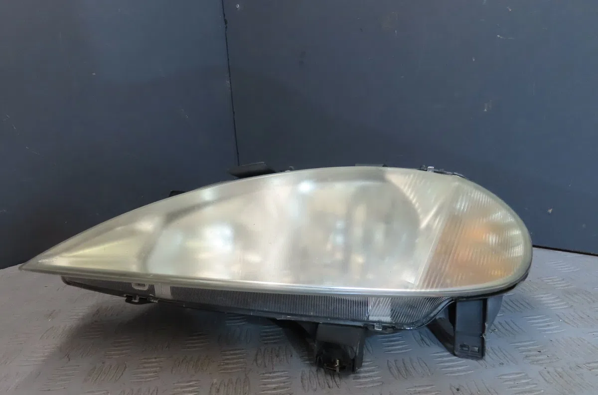 Phare gauche Renault MEGANE I Coupé (DA0-1_) 1.6 16v (da0b, da04, da11) (1999-2003) 2 portes occasion
