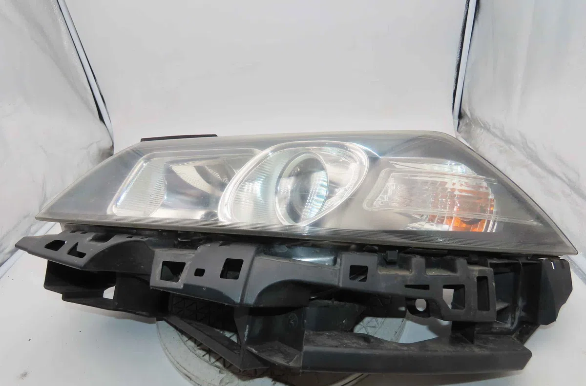Phare gauche RENAULT MEGANE II occasion