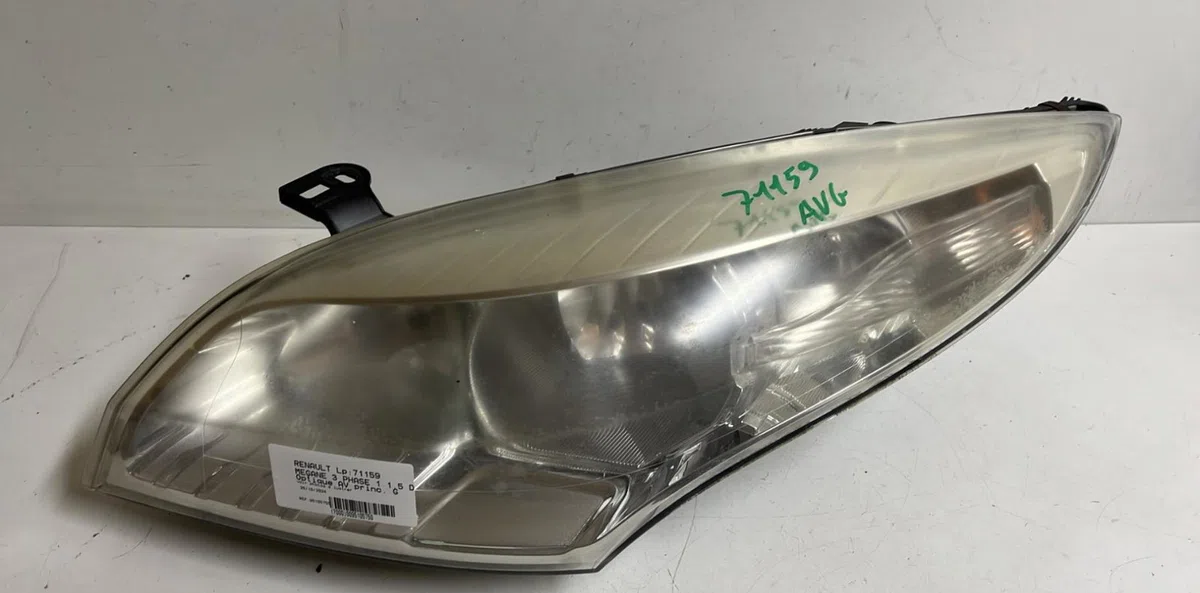 Phare gauche Renault MEGANE III 3-5 portes (BZ0-1_, B3_) 1.5 dci (2009) occasion