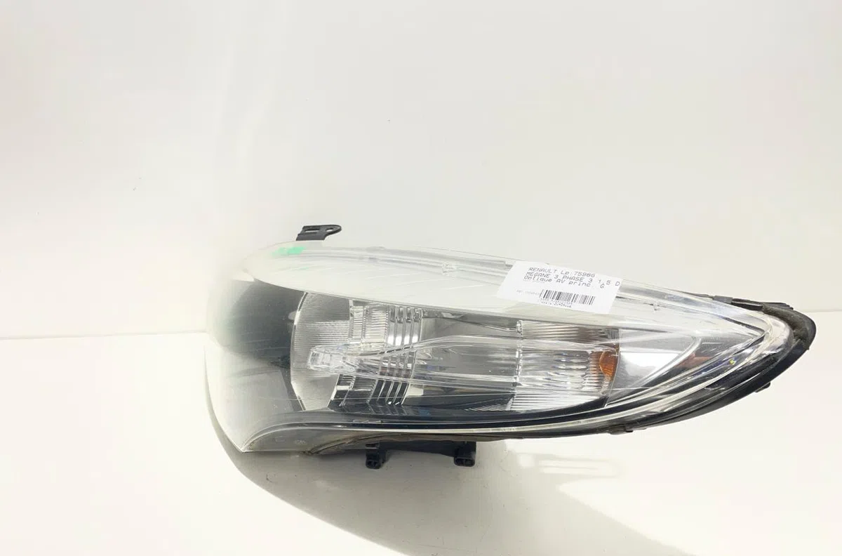 Phare gauche Renault MEGANE III 3-5 portes (BZ0-1_, B3_) 1.5 dci (bz09, bz0d, bz1w, bz29, bz14) (2009) 5 portes occasion