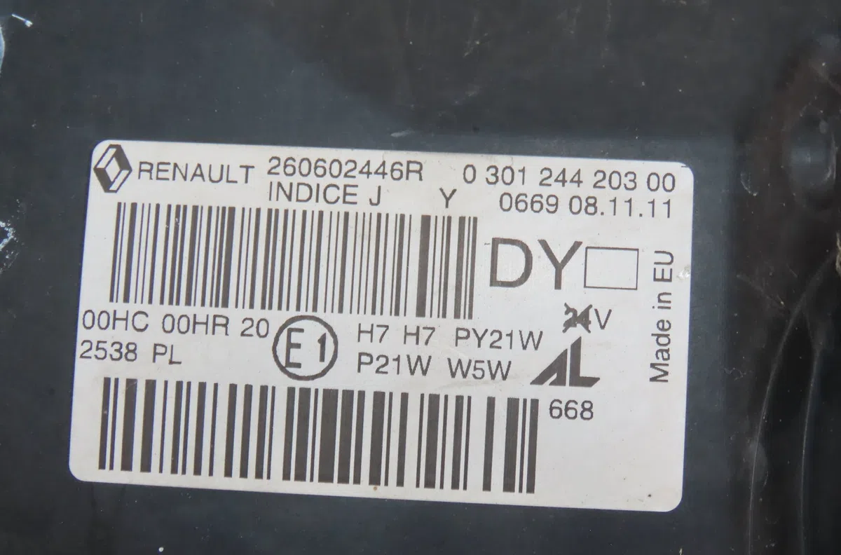 Phare gauche Renault MEGANE III Grandtour (KZ0-1) 1.5 dci (kz09, kz0d, kz1g, kz29, kz14, kz1w, kz10, kz1f,... (2009) 5 p