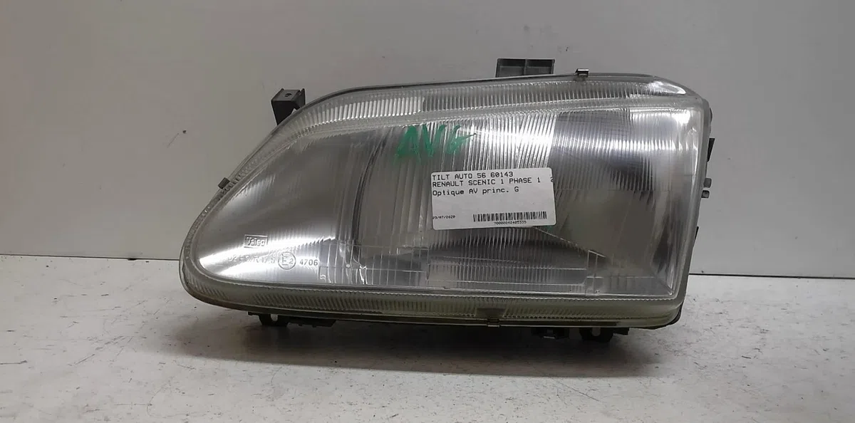 Phare gauche Renault MEGANE Scenic (JA0-1_) 2.0 i (ja0g) (1997-1999) occasion