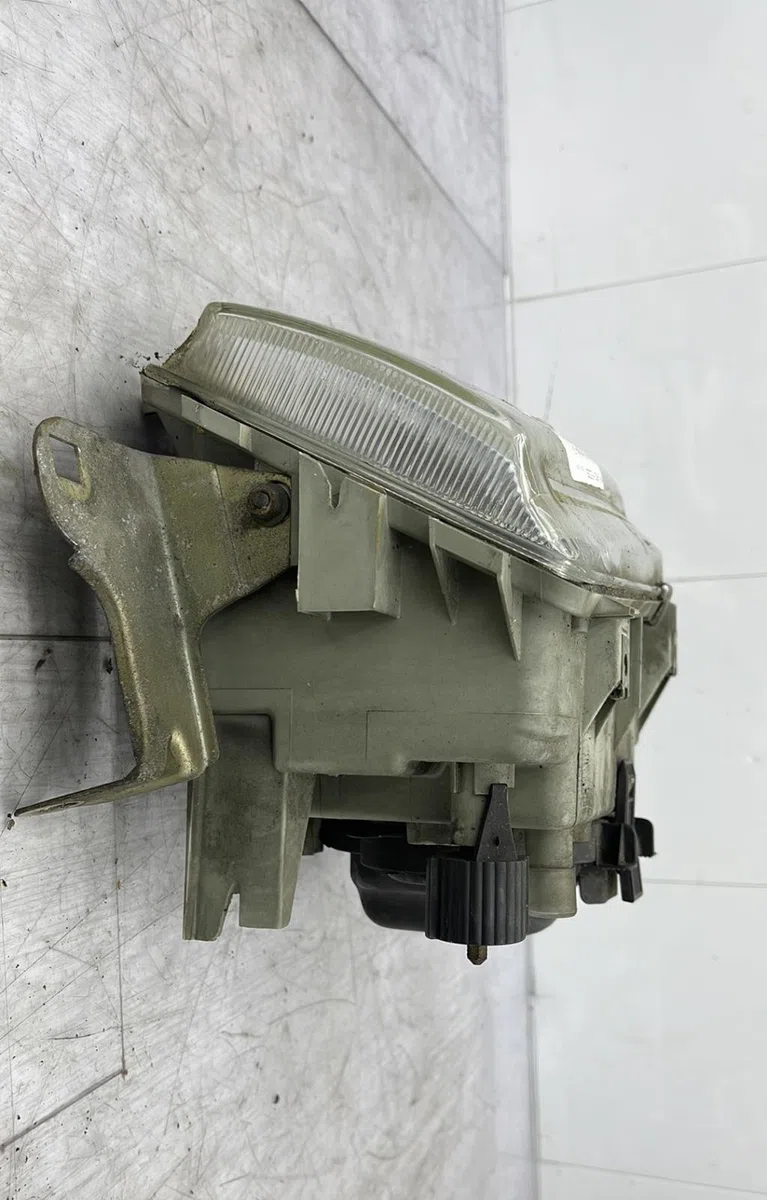 Phare gauche RENAULT R19 PHASE 2 occasion