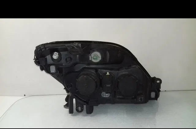 Phare gauche Renault SCÉNIC I Monospace (JA0-1_, FA0_) 2.0 16v rx4 (2000-2003) occasion