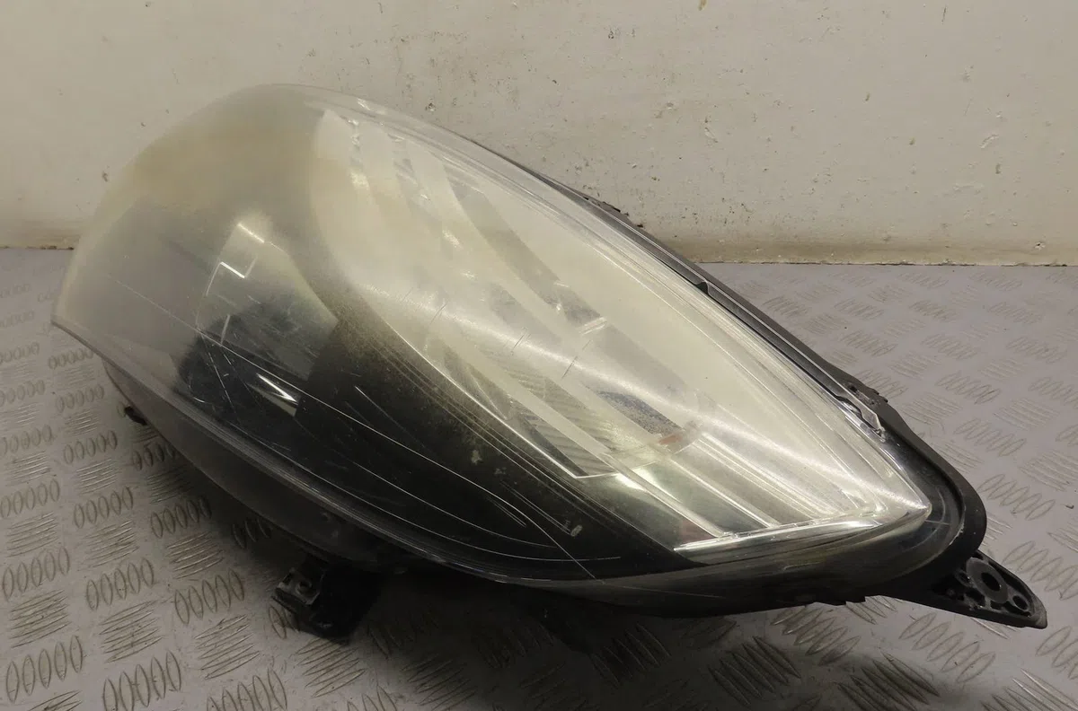 Phare gauche Renault SCÉNIC III (JZ0-1_) 1.5 dci (jz02, jz0r) (2010) occasion