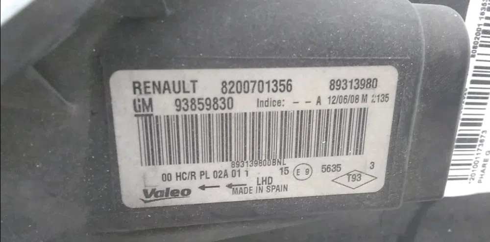 Phare gauche Renault TRAFIC II Camionnette (FL) 2.0 dci 90 (fl0h) (2006) occasion