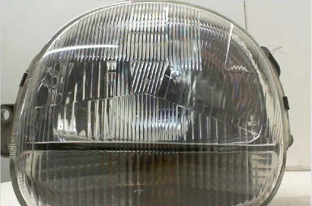 Phare gauche RENAULT TWINGO I  1.2i 60ch occasion