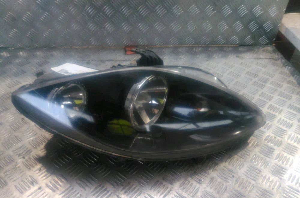 Phare gauche Seat ALTEA (5P1) 1.9 tdi (2004) 5 portes occasion