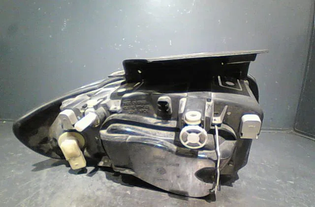 Phare gauche Seat CORDOBA (6K1, 6K2) 1.9 sdi (1996-1999) occasion