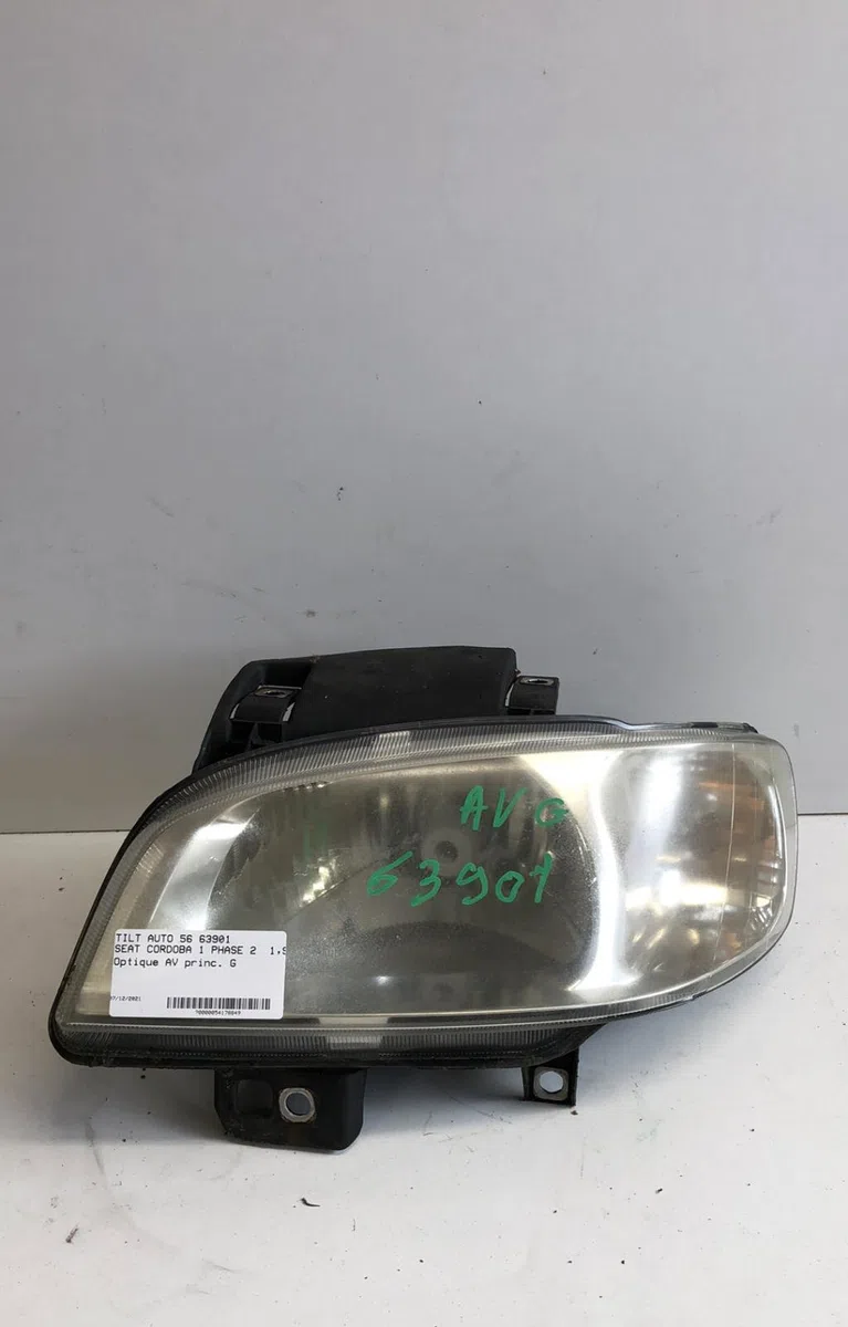 Phare gauche Seat CORDOBA (6K1, 6K2) 1.9 sdi (1996-1999) occasion