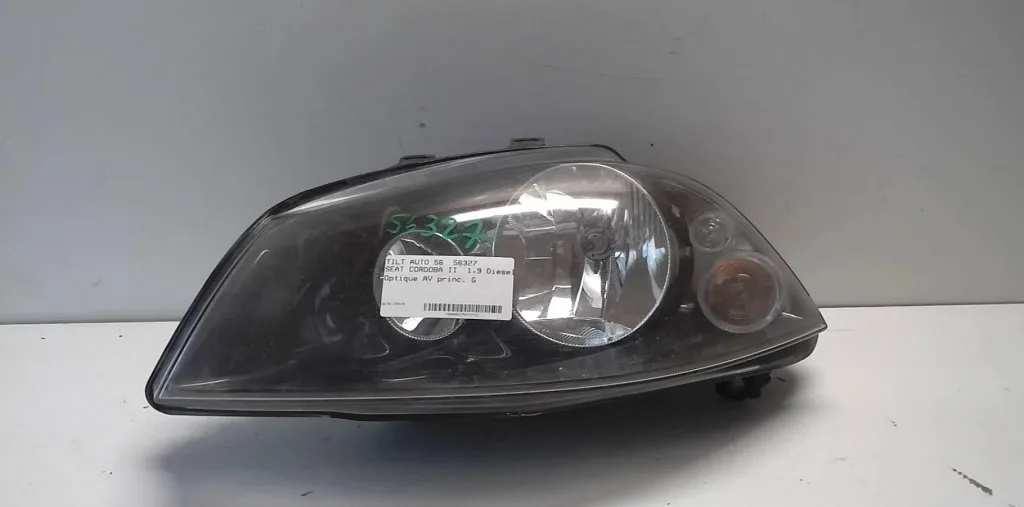 Phare gauche Seat CORDOBA (6L2) 1.9 tdi (2002-2009) occasion