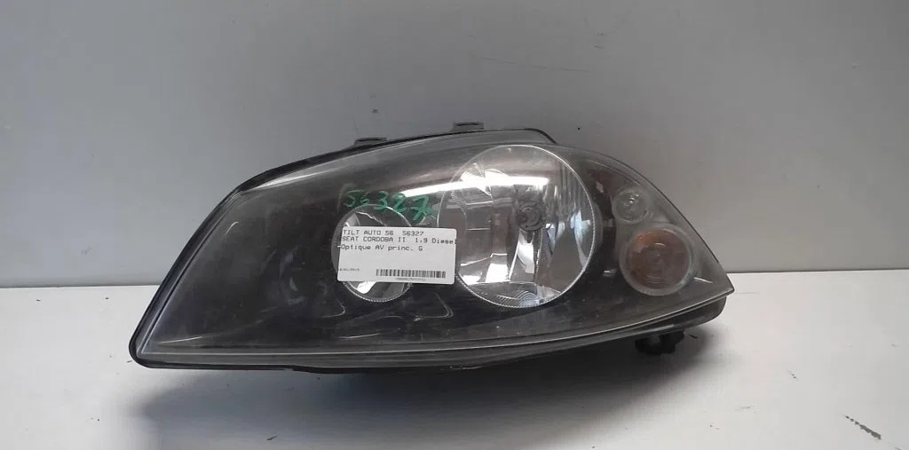 Phare gauche Seat CORDOBA (6L2) 1.9 tdi (2002-2009) occasion