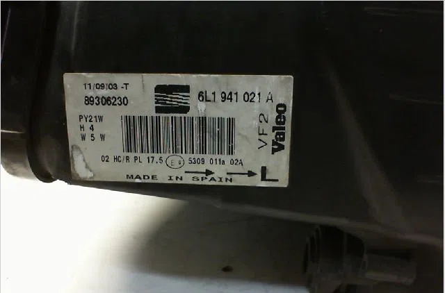 Phare gauche SEAT CORDOBA II  1.9 TDI 100ch occasion