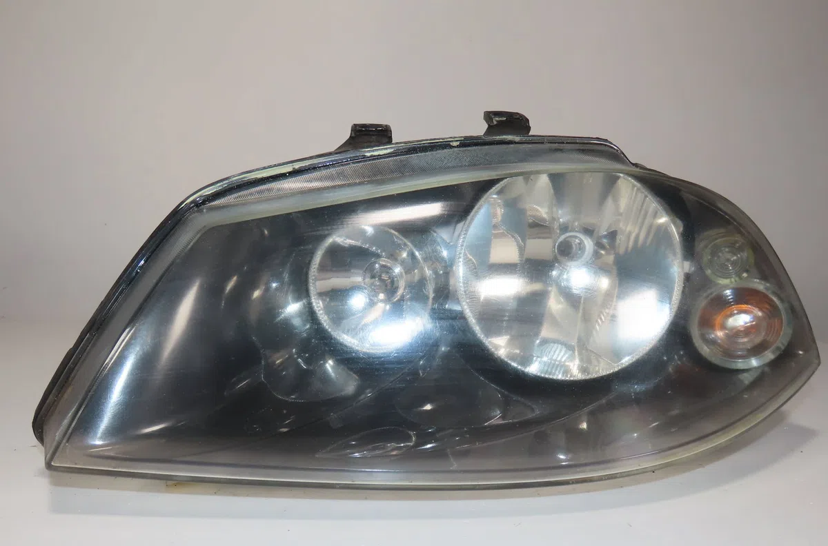 Phare gauche Seat IBIZA IV (6J5, 6P1) 1.4 tdi (2008-2010) 5 portes occasion