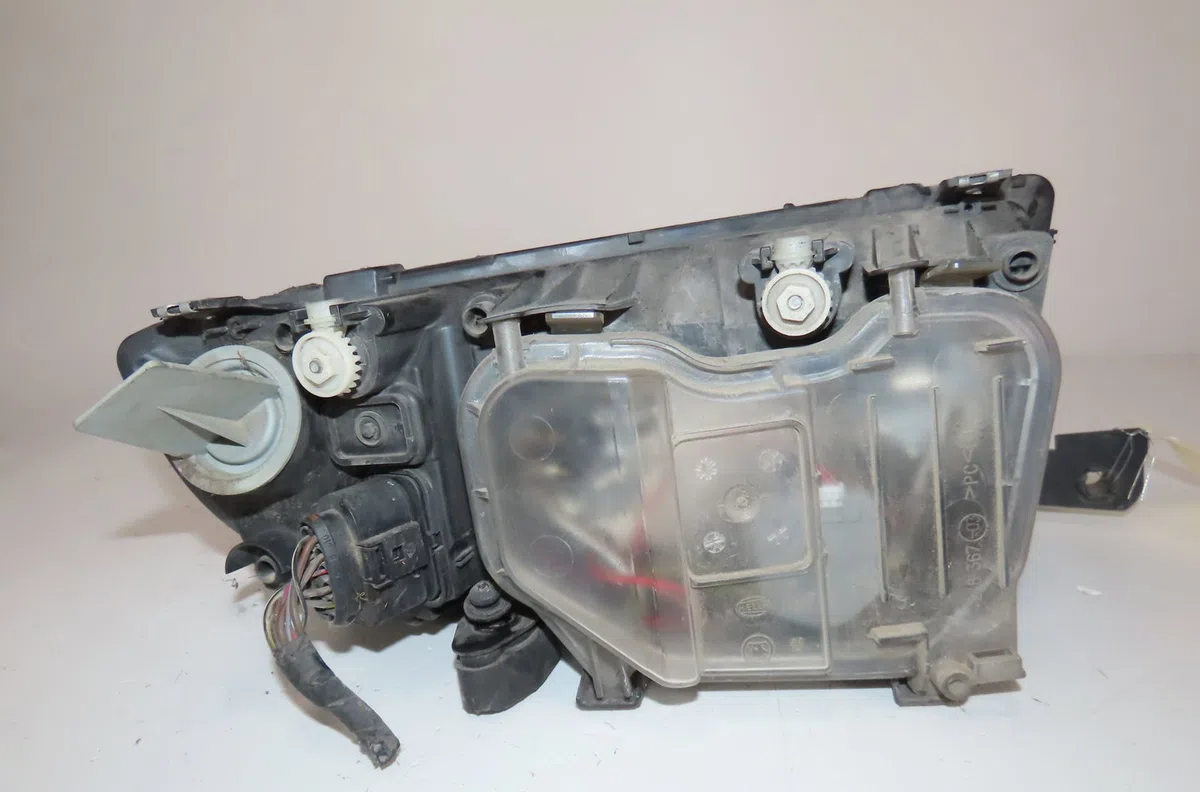 Phare gauche Skoda FABIA I Combi (6Y5) 1.9 tdi (2000-2007) occasion